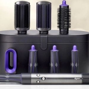 DYSON AIRWRAP. GEN 1. USED ONCE. PERFECT CONDITION.